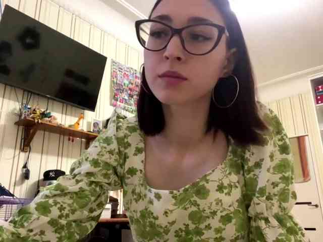 CherlynLinehan webcam