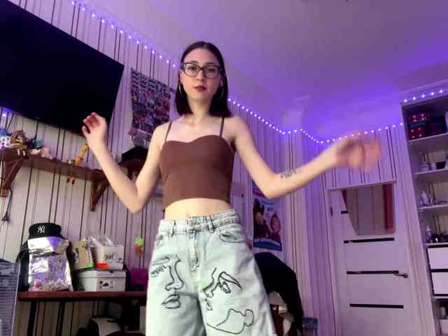 CherlynLinehan webcam