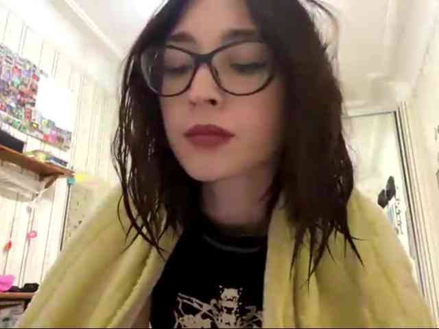 CherlynLinehan webcam