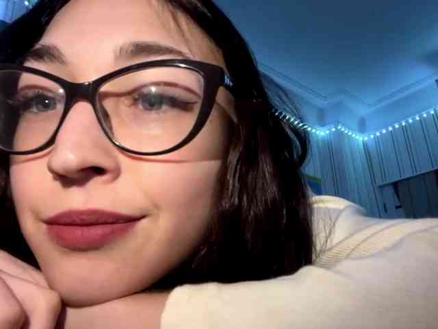 CherlynLinehan webcam