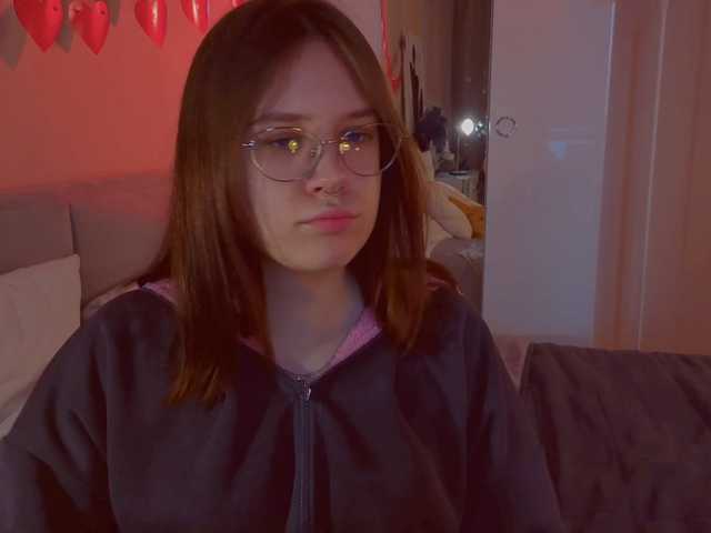 MiaLuw's BongaCams show and profile