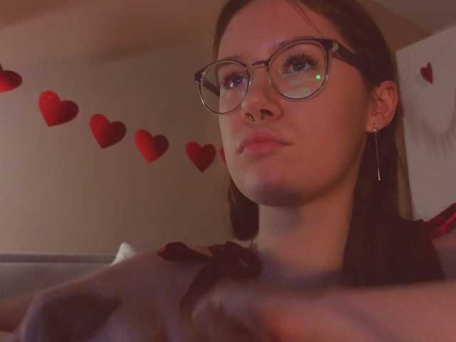 MiaLuw's BongaCams show and profile