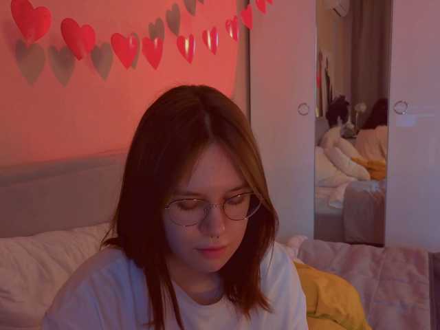 MiaLuw's BongaCams show and profile