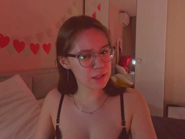 MiaLuw's BongaCams show and profile