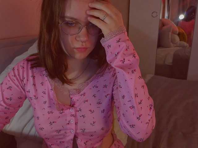 MiaLuw's BongaCams show and profile