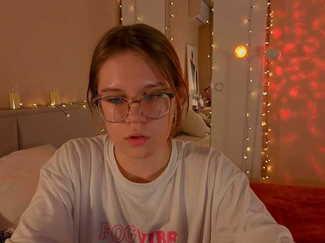 MiaLuw's BongaCams show and profile