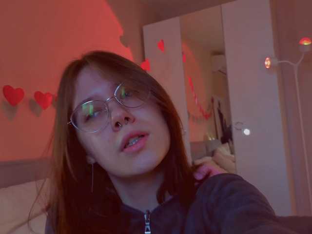 MiaLuw's BongaCams show and profile