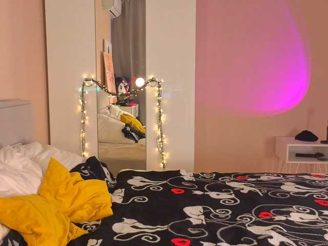 MiaLuw's BongaCams show and profile