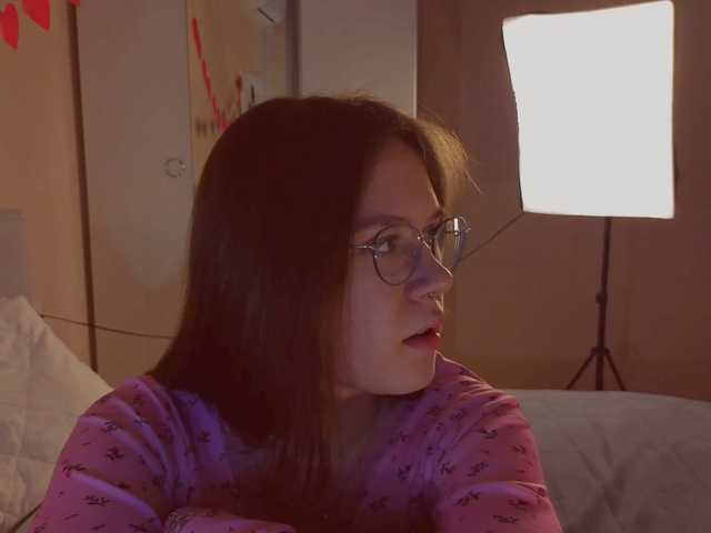 MiaLuw's BongaCams show and profile