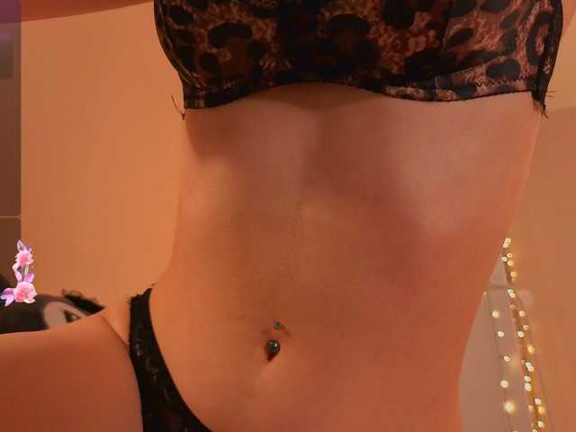 MiaLuw's BongaCams show and profile