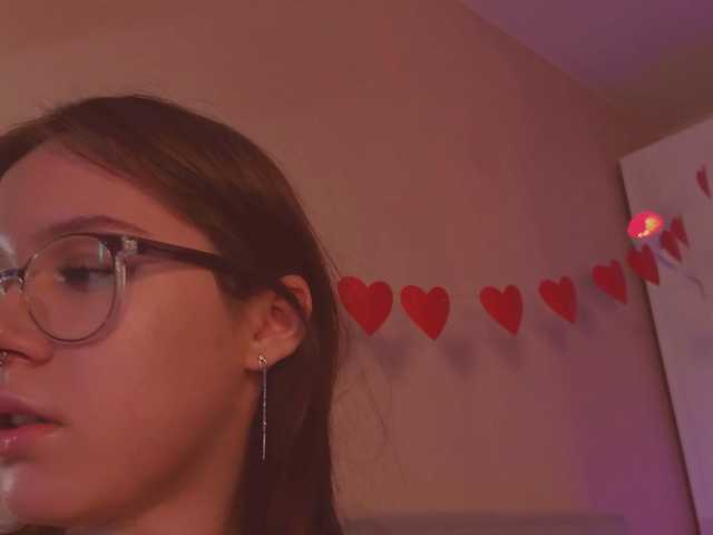 MiaLuw's BongaCams show and profile