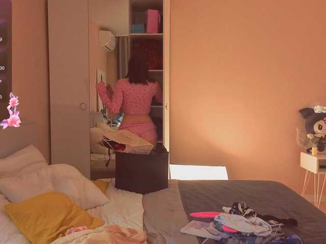 MiaLuw's BongaCams show and profile