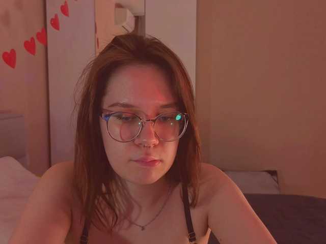 MiaLuw's BongaCams show and profile