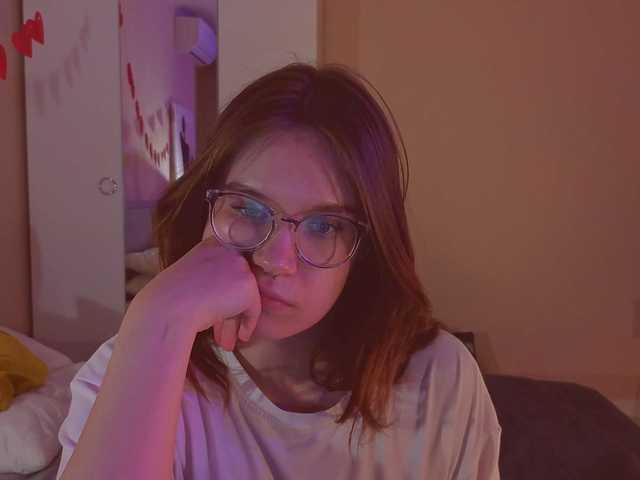 MiaLuw's BongaCams show and profile