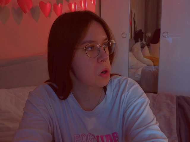 MiaLuw's BongaCams show and profile