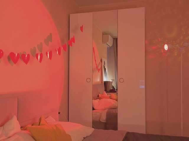 MiaLuw's BongaCams show and profile