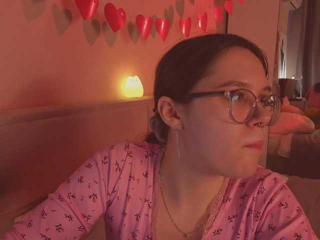 MiaLuw's BongaCams show and profile