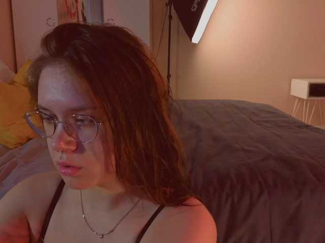 MiaLuw's BongaCams show and profile