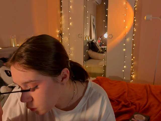 MiaLuw's BongaCams show and profile