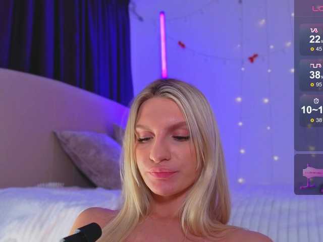 NicoleHampton's BongaCams show and profile