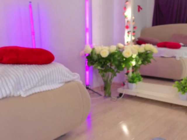 NicoleHampton Live Cam on BongaCams