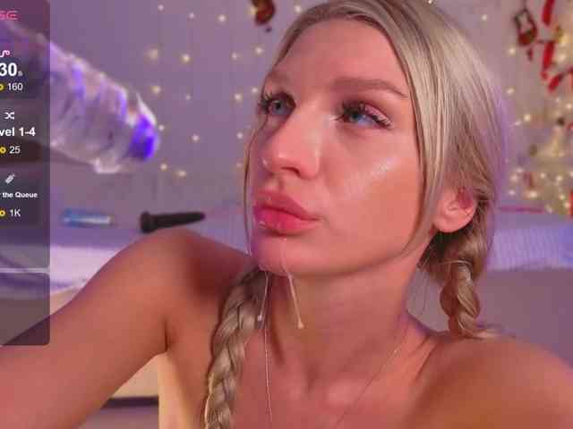 NicoleHampton webcam