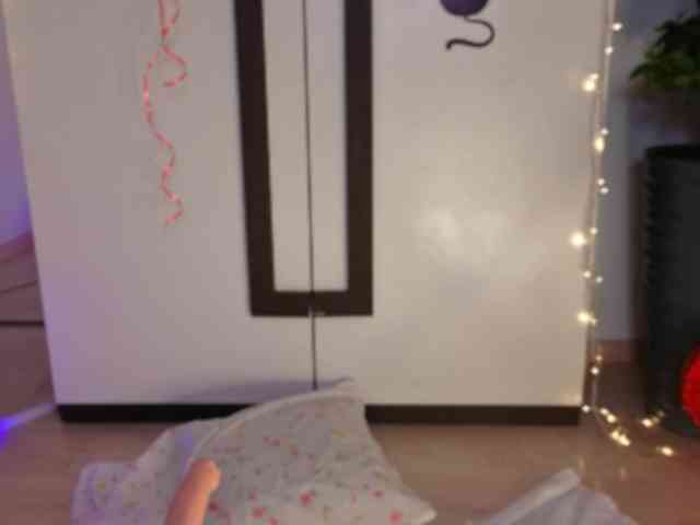 NicoleHampton webcam