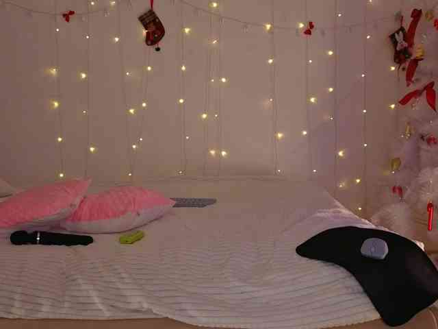 NicoleHampton webcam