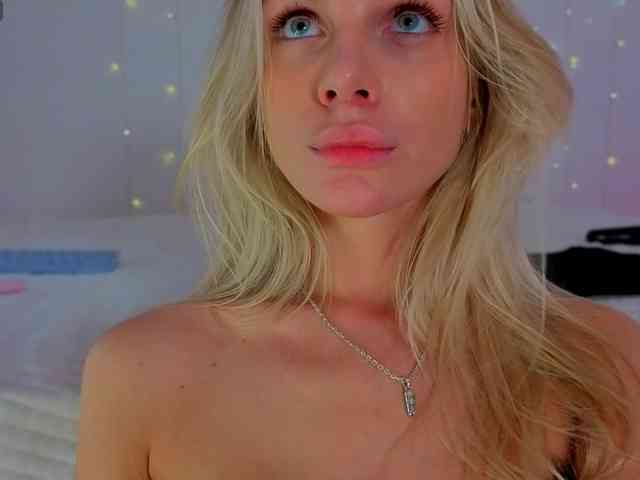 NicoleHampton webcam