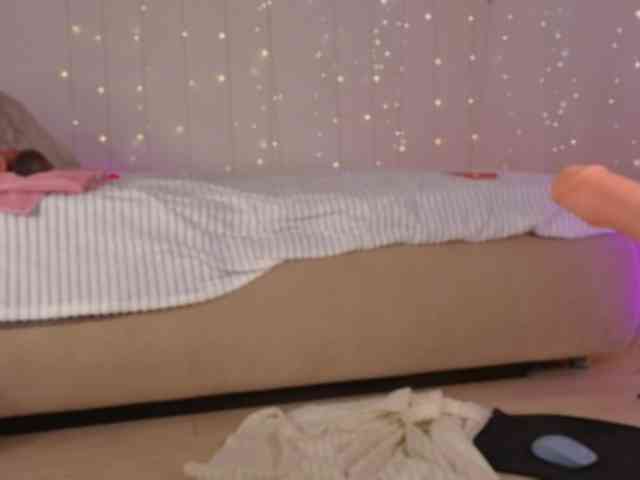 NicoleHampton webcam