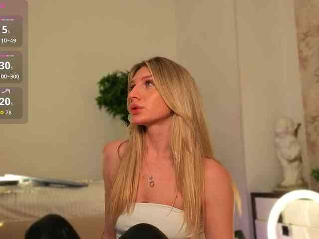 NicoleHampton webcam