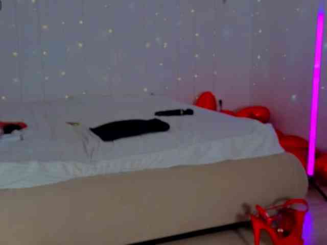 NicoleHampton webcam