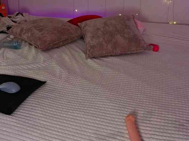NicoleHampton webcam