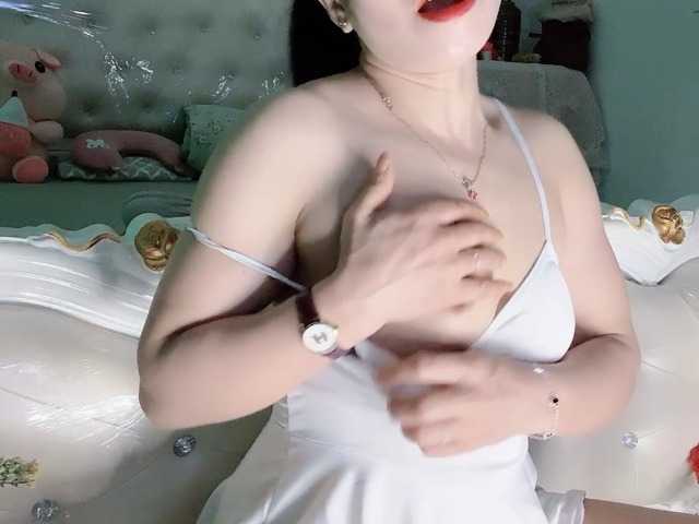 Suny691's BongaCams show and profile