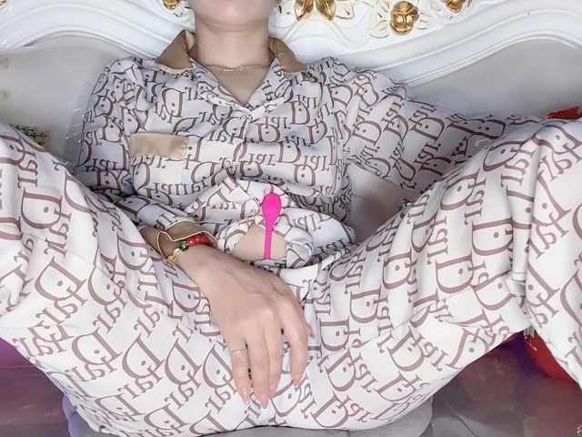 Suny691's BongaCams show and profile