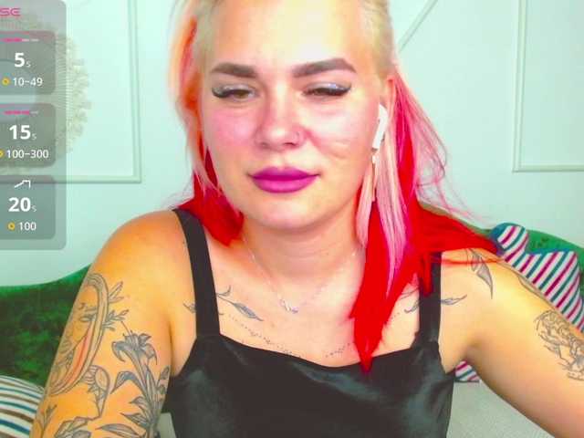 lada-love – webcam model profile photo