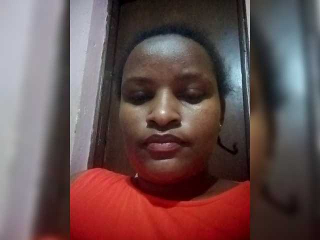 Emphi-30 – webcam model profile photo