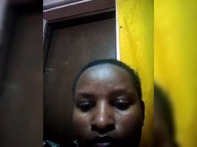 Emphi-30 from BongaCams is Freechat