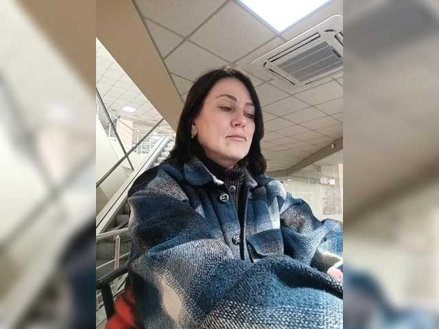 Agnes7700's BongaCams show and profile