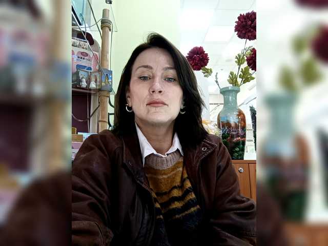 Agnes7700's BongaCams show and profile