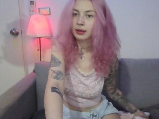 EmilyFlowers Porn Show