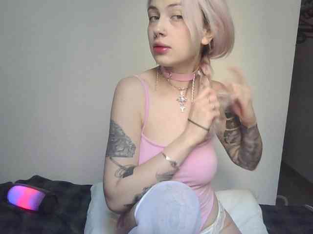 EmilyFlowers EmilyFlowers