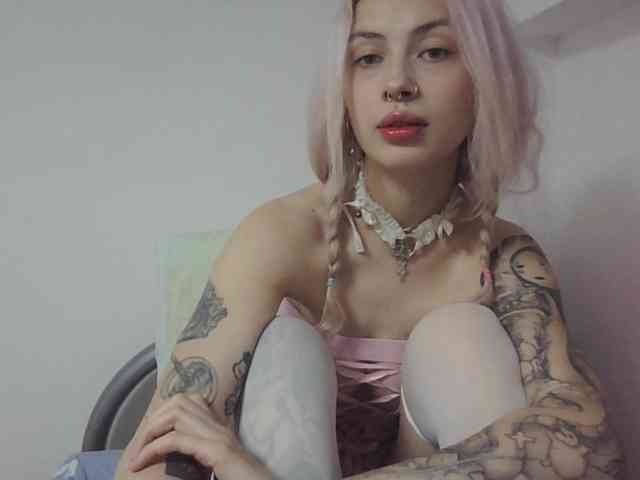 EmilyFlowers EmilyFlowers