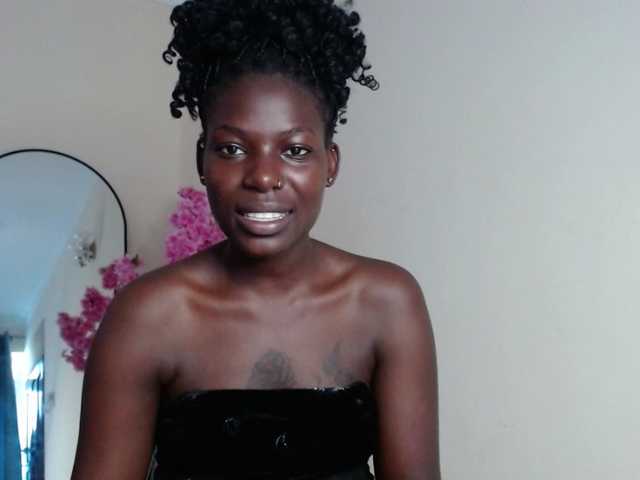 Quintessensual's BongaCams show and profile