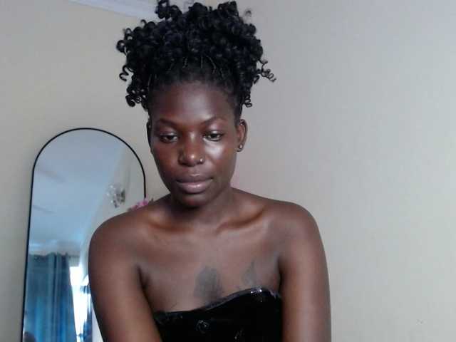 Quintessensual's BongaCams show and profile