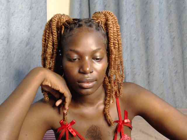 Quintessensual webcam