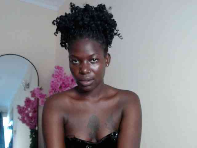 Quintessensual webcam