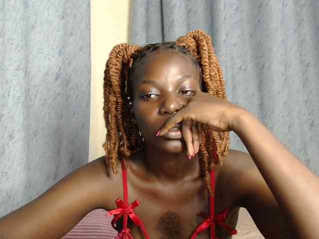 Quintessensual webcam