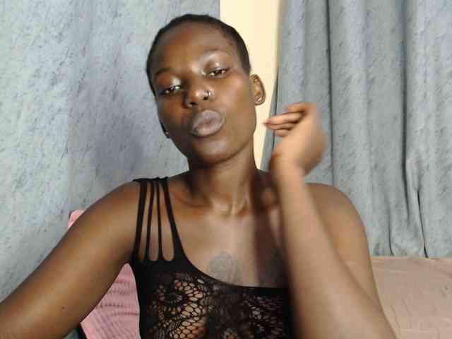 Quintessensual webcam