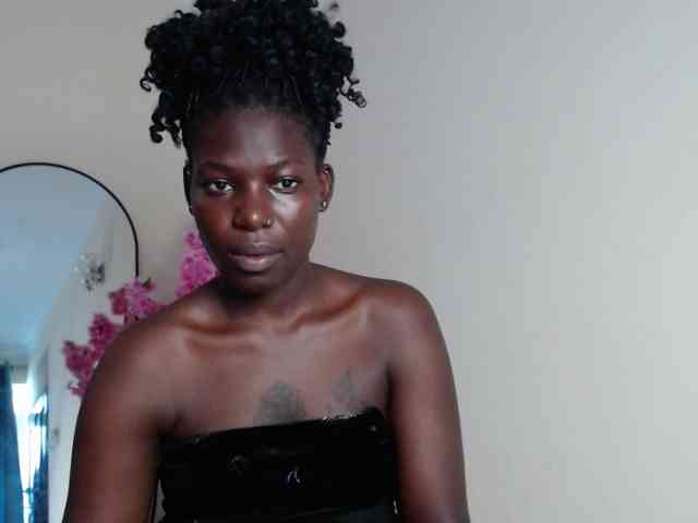 Quintessensual webcam